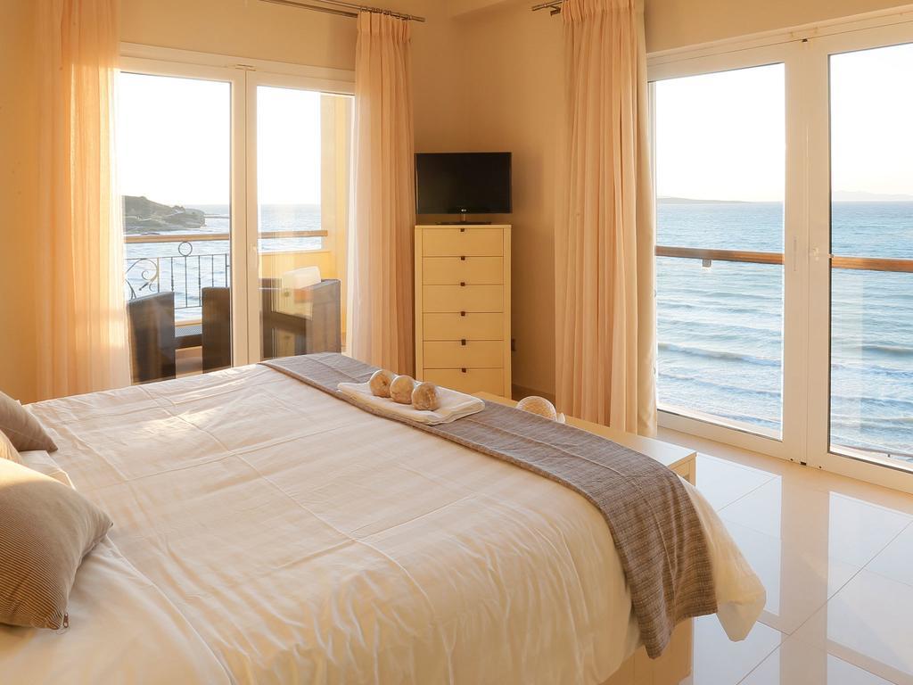 Pictures Suites Agios Stefanos Avliotes  Rom bilde