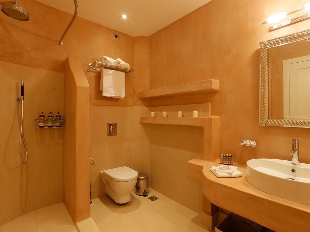 Pictures Suites Agios Stefanos Avliotes  Rom bilde