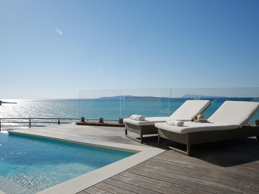 Pictures Suites Agios Stefanos Avliotes  Rom bilde