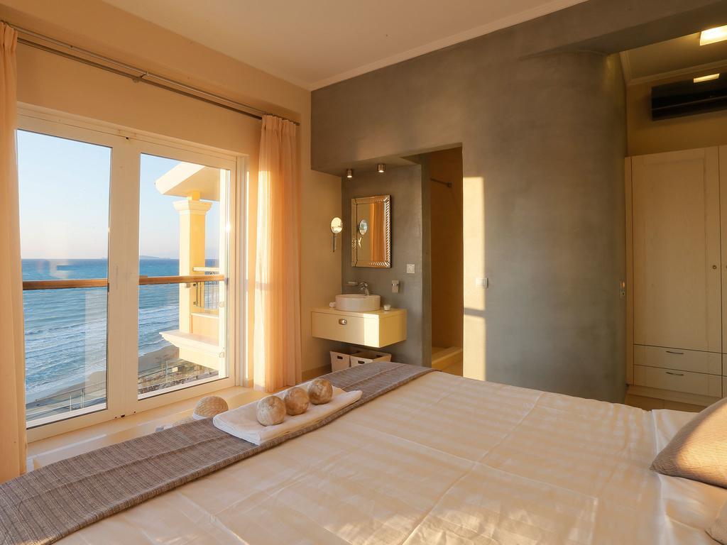 Pictures Suites Agios Stefanos Avliotes  Rom bilde