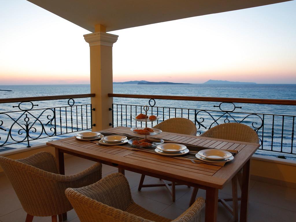 Pictures Suites Agios Stefanos Avliotes  Rom bilde
